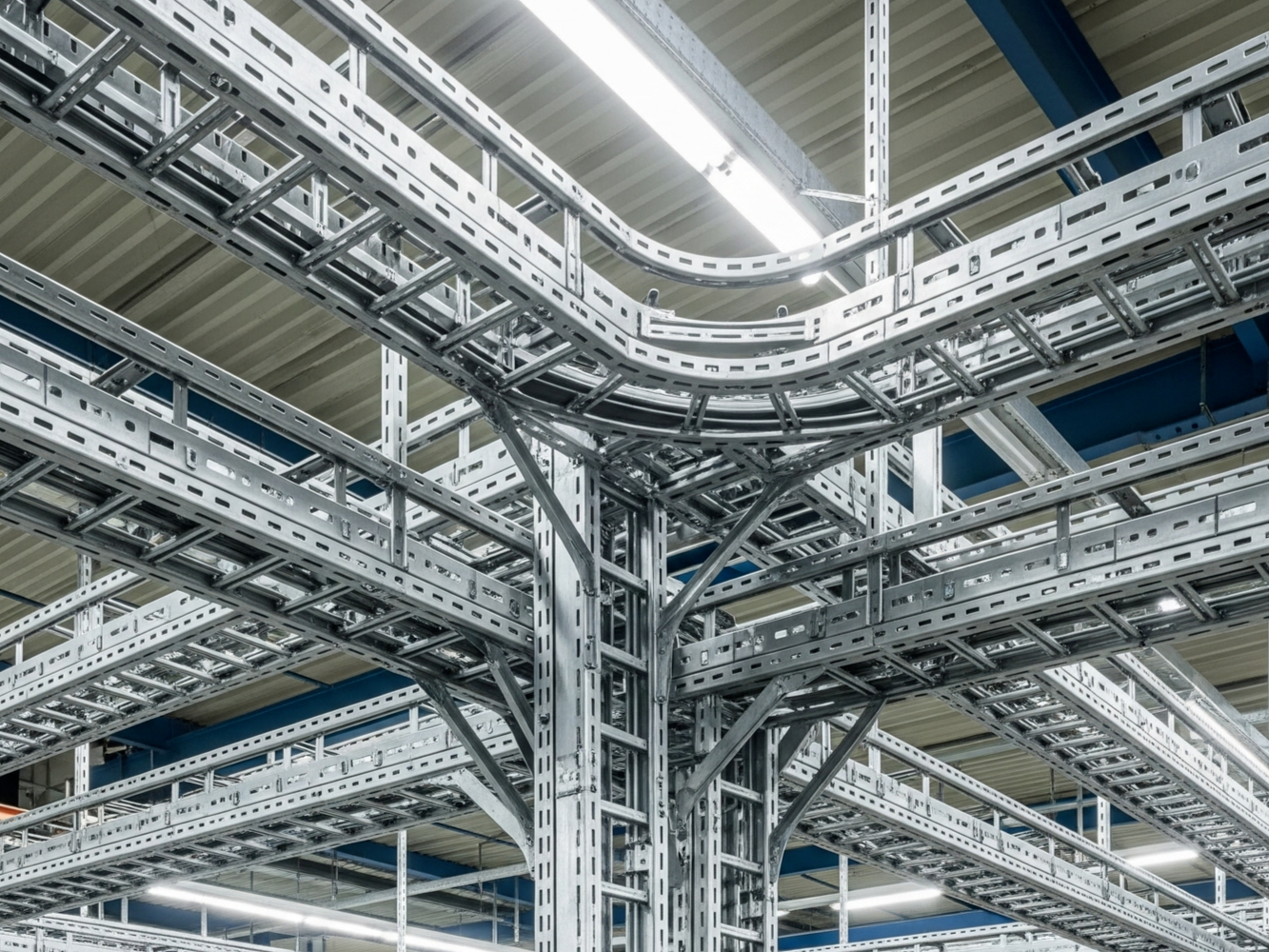 Система организации и прокладки кабелей Система лестничных лотков